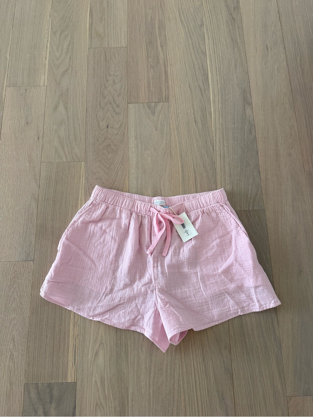 BRAND NEW TAGS ON Aritzia AirPlush Cotton Sail Short